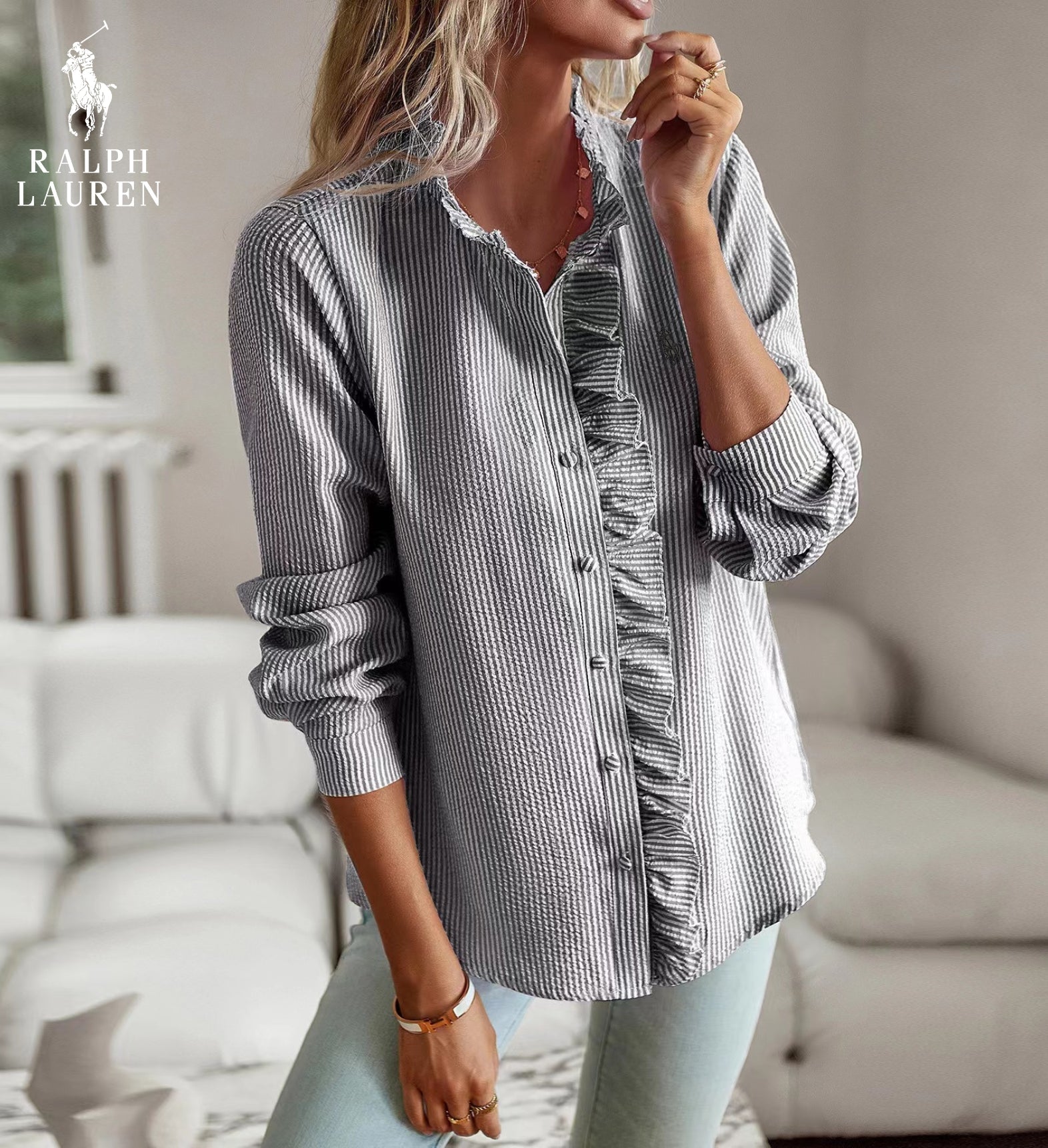Blusa R. Lauren con Volantes – Estructura Suave y Clásico Botón